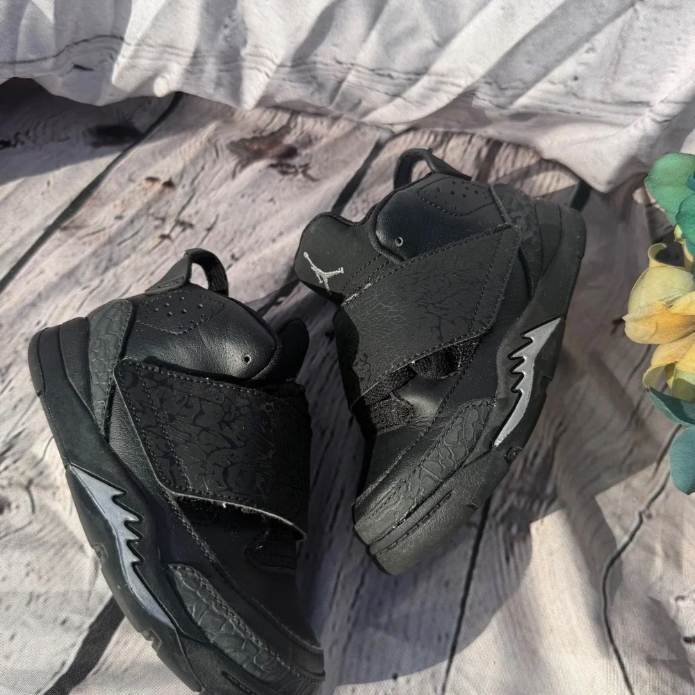 Jordan Son of Mars Toddler 9C Black Basketball Shoes 512244-010 Jumpman Sneakers